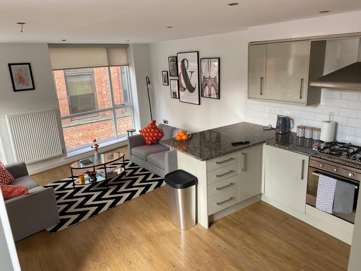 Central Leeds Townhouse With Private Roof Garden Sleeps 4 Ngoại thất bức ảnh