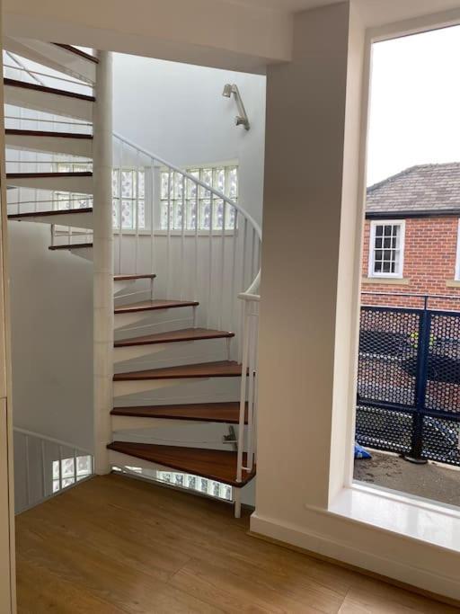 Central Leeds Townhouse With Private Roof Garden Sleeps 4 Ngoại thất bức ảnh