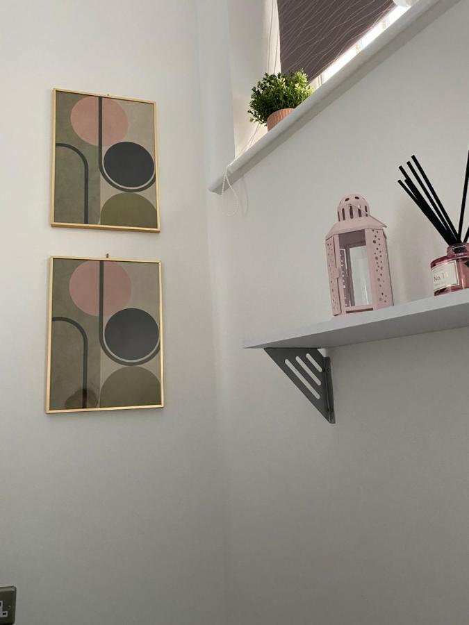 Central Leeds Townhouse With Private Roof Garden Sleeps 4 Ngoại thất bức ảnh