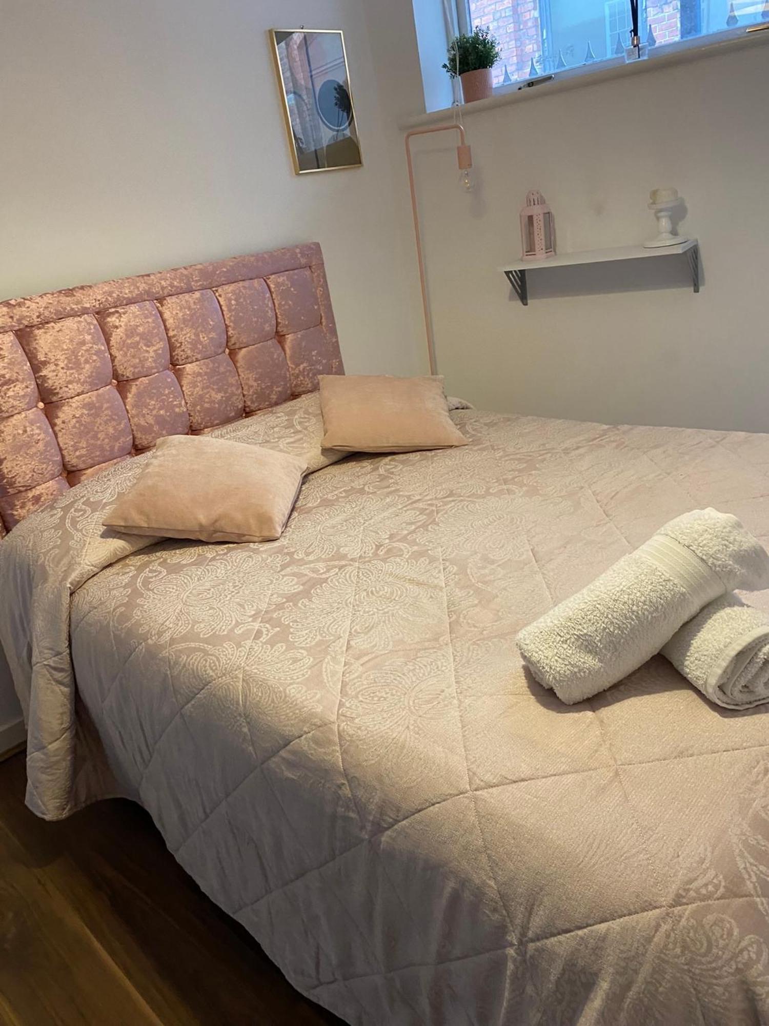Central Leeds Townhouse With Private Roof Garden Sleeps 4 Ngoại thất bức ảnh